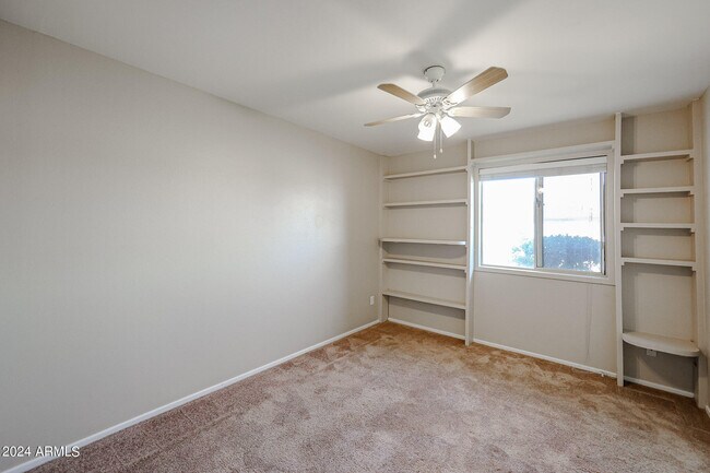 Building Photo - 3715 W Yucca St