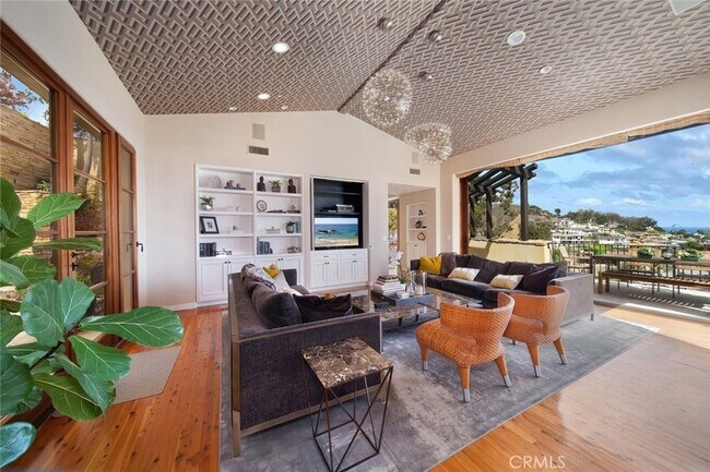 Building Photo - 1131 Emerald Bay