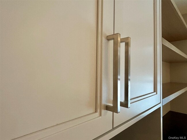 Building Photo - 49 Hackensack Heights Rd