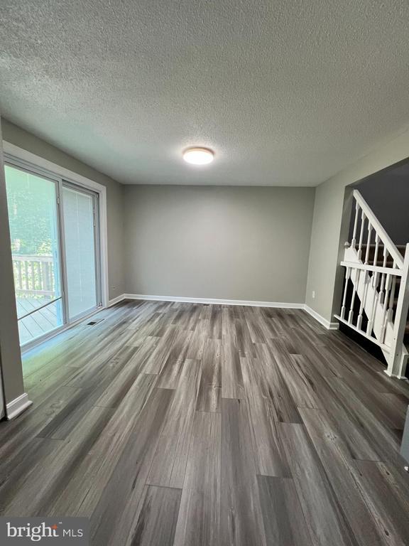 Building Photo - 8156 Dark Den Cir