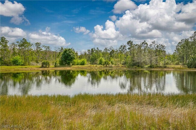 Building Photo - 9280 River Otter Dr