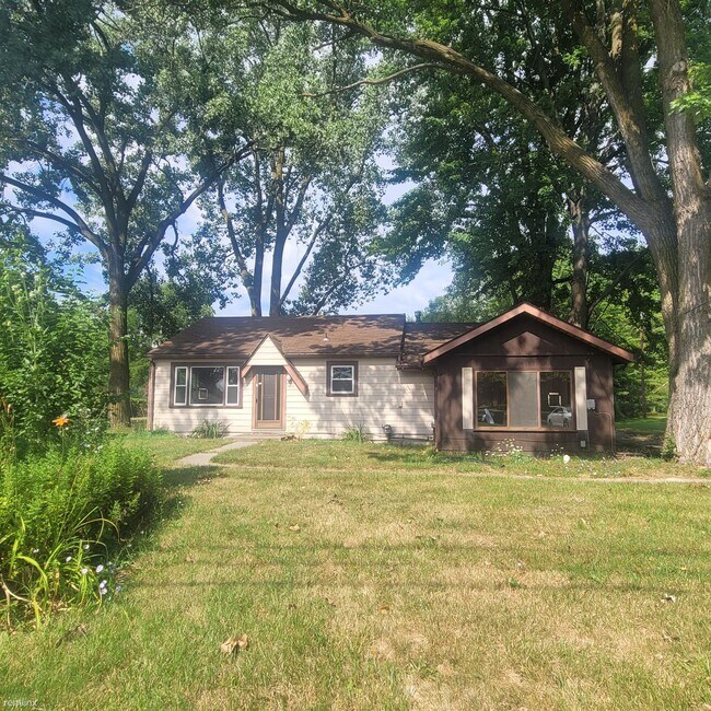 Primary Photo - 3 br, 2 bath House - 6811 N Venoy Rd