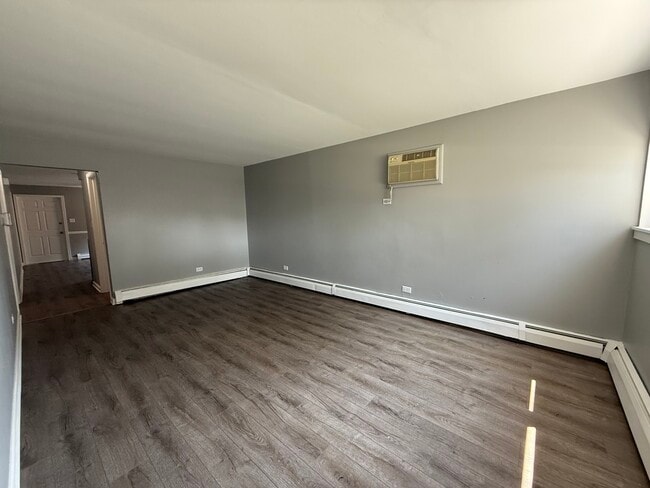 Building Photo - 1819 N 38th Ave