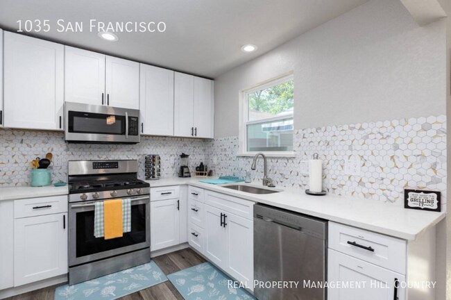 Building Photo - 1035 San Francisco