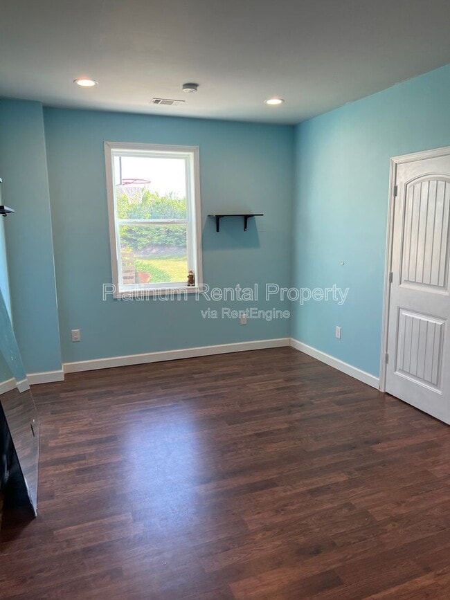 Building Photo - 4770 Leatherstone Way