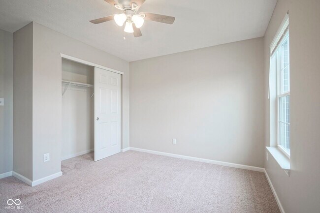 Building Photo - 16179 Larimar Dr