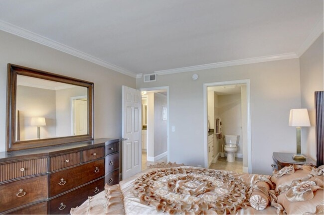 Building Photo - 4028 Newcastle B