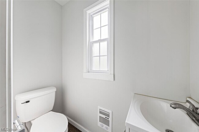 Building Photo - 2174 Westminster Rd