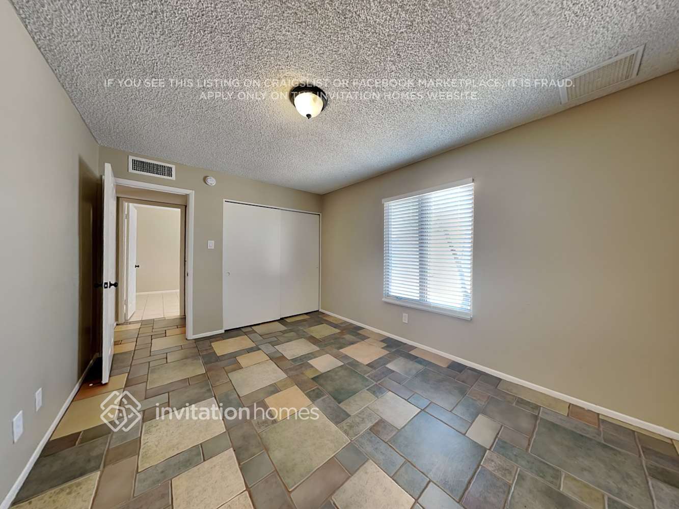 Building Photo - 13830 N 47th Ave