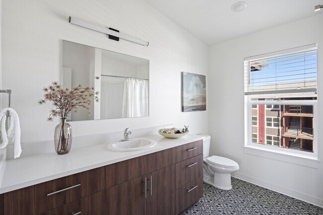 Building Photo - Spring Into Savings: $500 Rent Credit & $5...