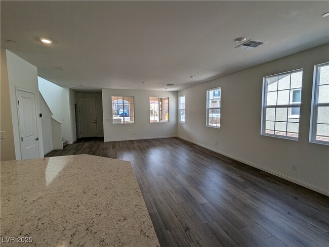 Building Photo - 3448 Covilha Ln