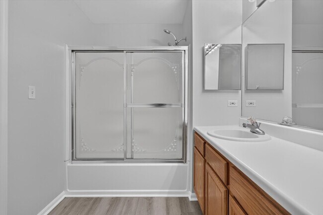 Building Photo - 533 Cherry Hill Ct