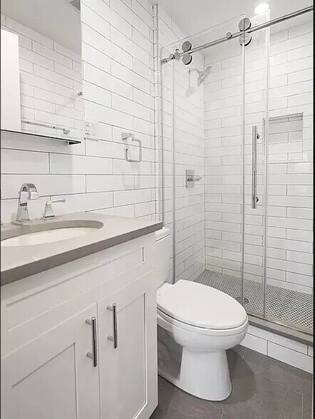 Building Photo - 130 1st Ave