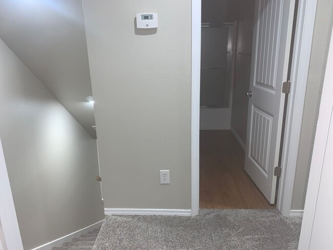 Building Photo - Spacious 3-Bed, 2.5-Bath Fourplex with Gar...