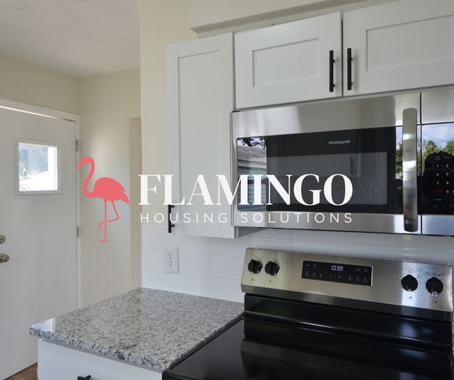 Building Photo - 505 Linwood Dr