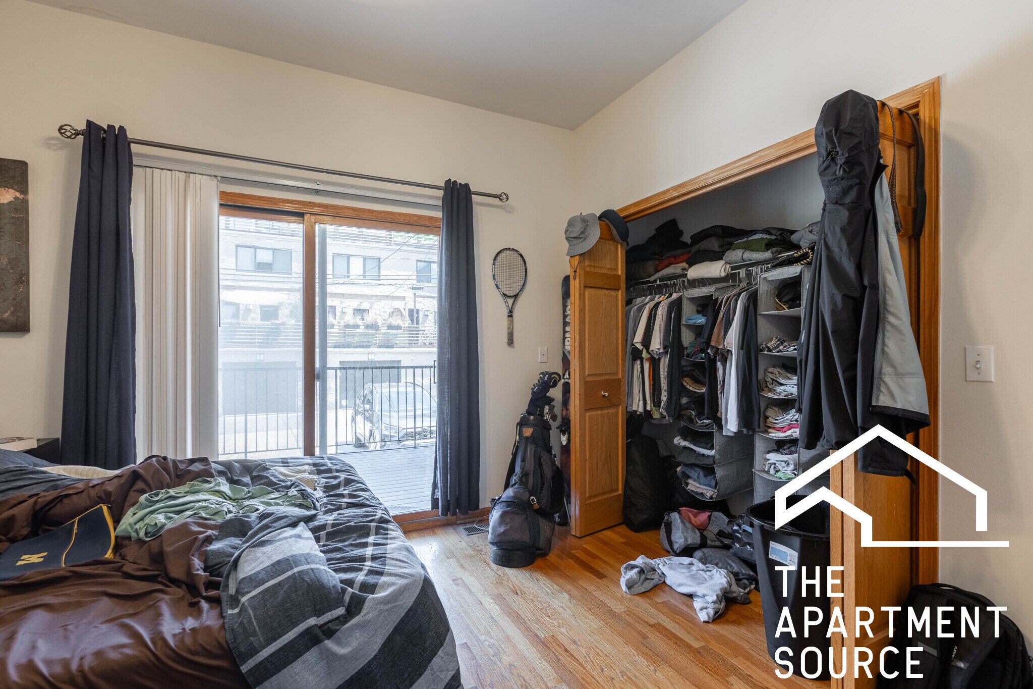 Building Photo - 2743 N Southport Ave