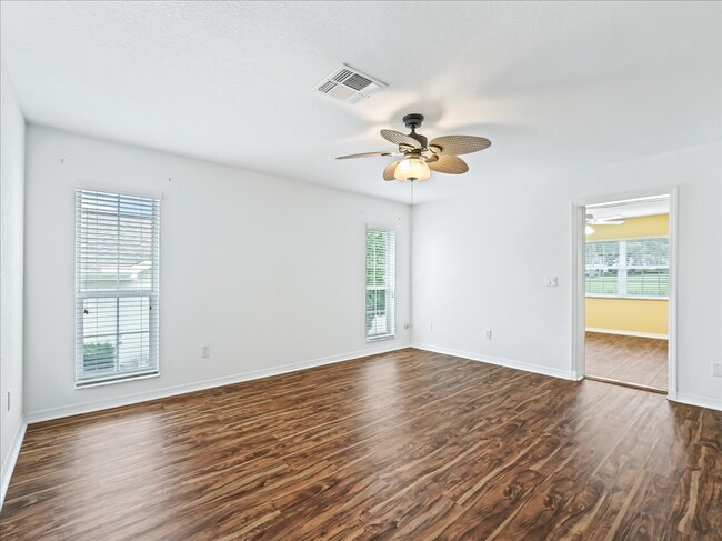 Master Bedroom Unstaged - 11025 SE 174th Loop