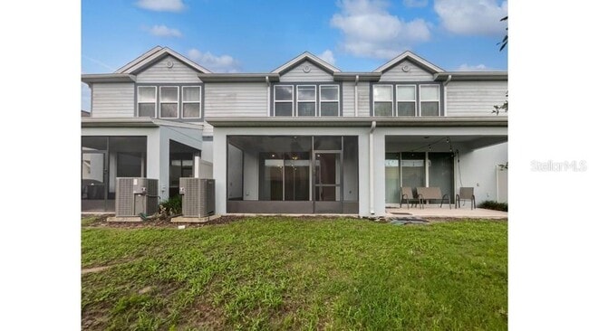 Building Photo - 3737 Plainview Dr