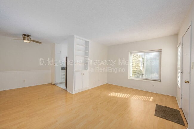 Building Photo - 4036 Shasta St