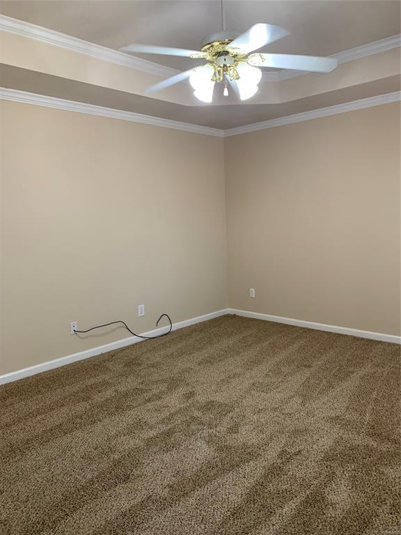 Building Photo - 131 Live Oaks Dr