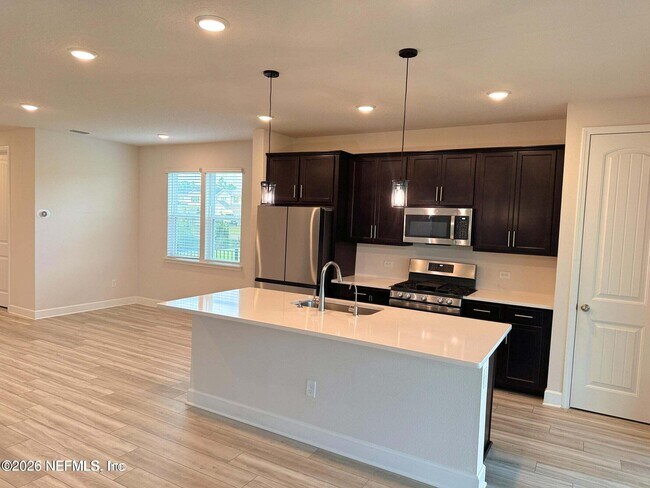 Building Photo - 47 Winged Elm Ct