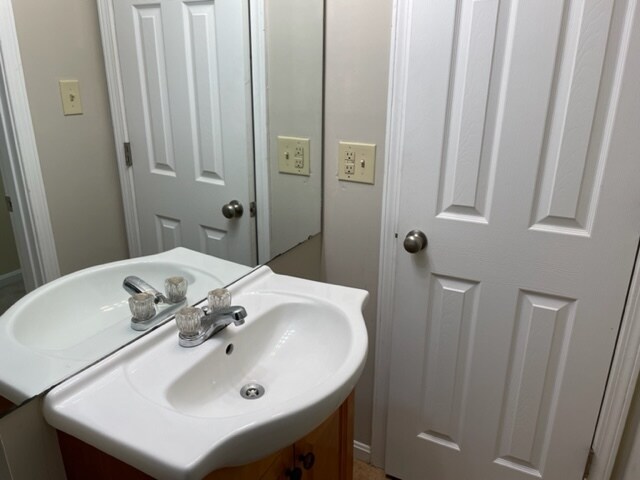 Building Photo - 1503 La Fontenay Ct