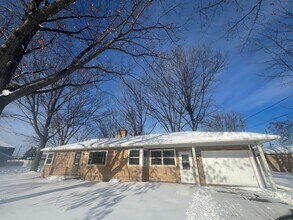 Building Photo - Click the “Apply Now” button or email wapmrentals@gmail.com for a prompt response.