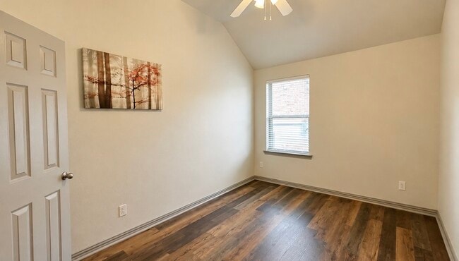 Building Photo - 6181 Bridgewater Ln