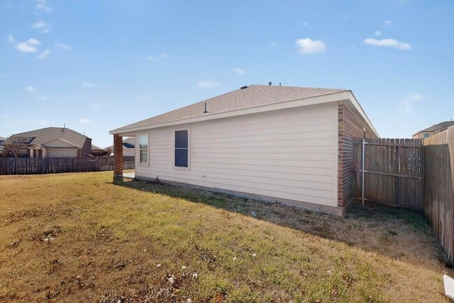 Building Photo - 1406 Cedar Hollow Dr