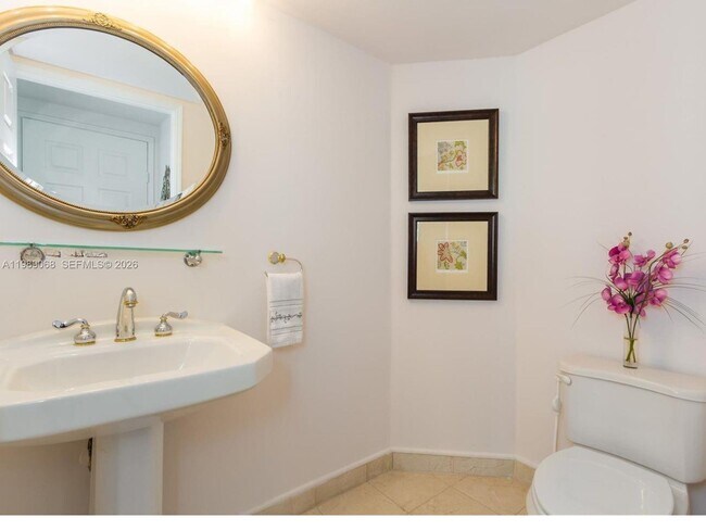 Building Photo - 3370 Hidden Bay Dr