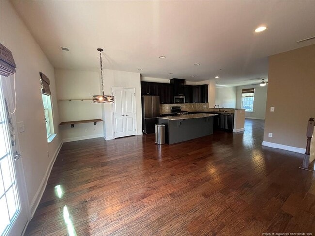 Building Photo - 1112 Boxcar Way