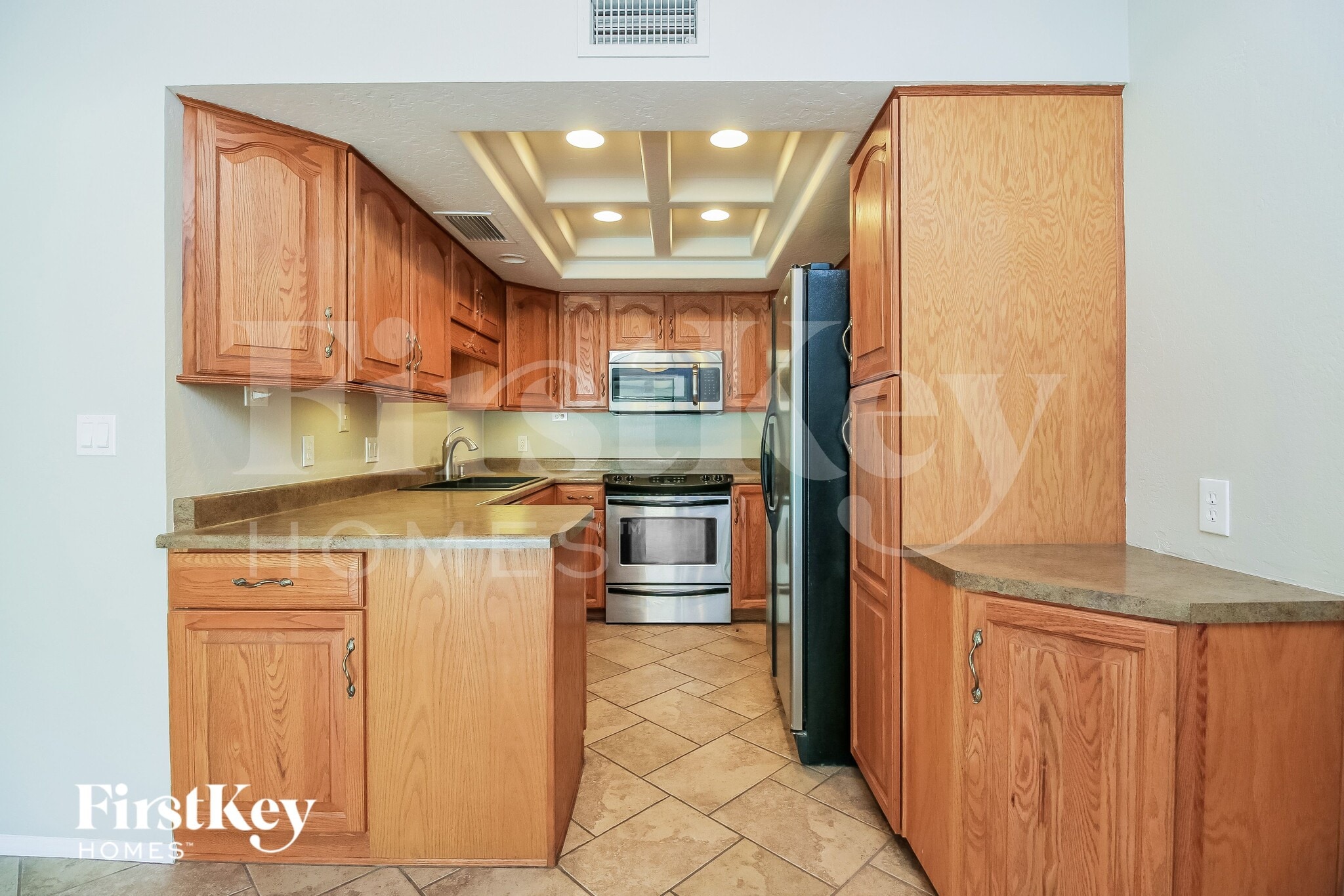 Building Photo - 1388 N Santa Anna Ct