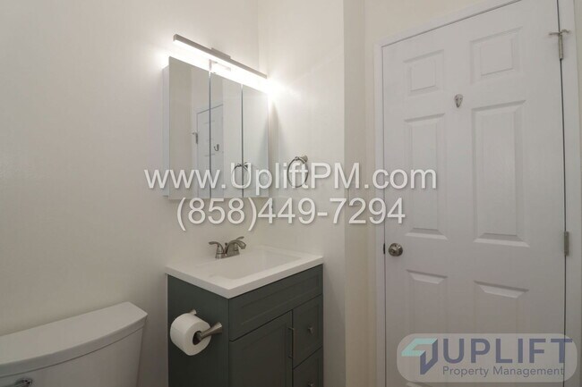 Building Photo - 1390 Connecticut St