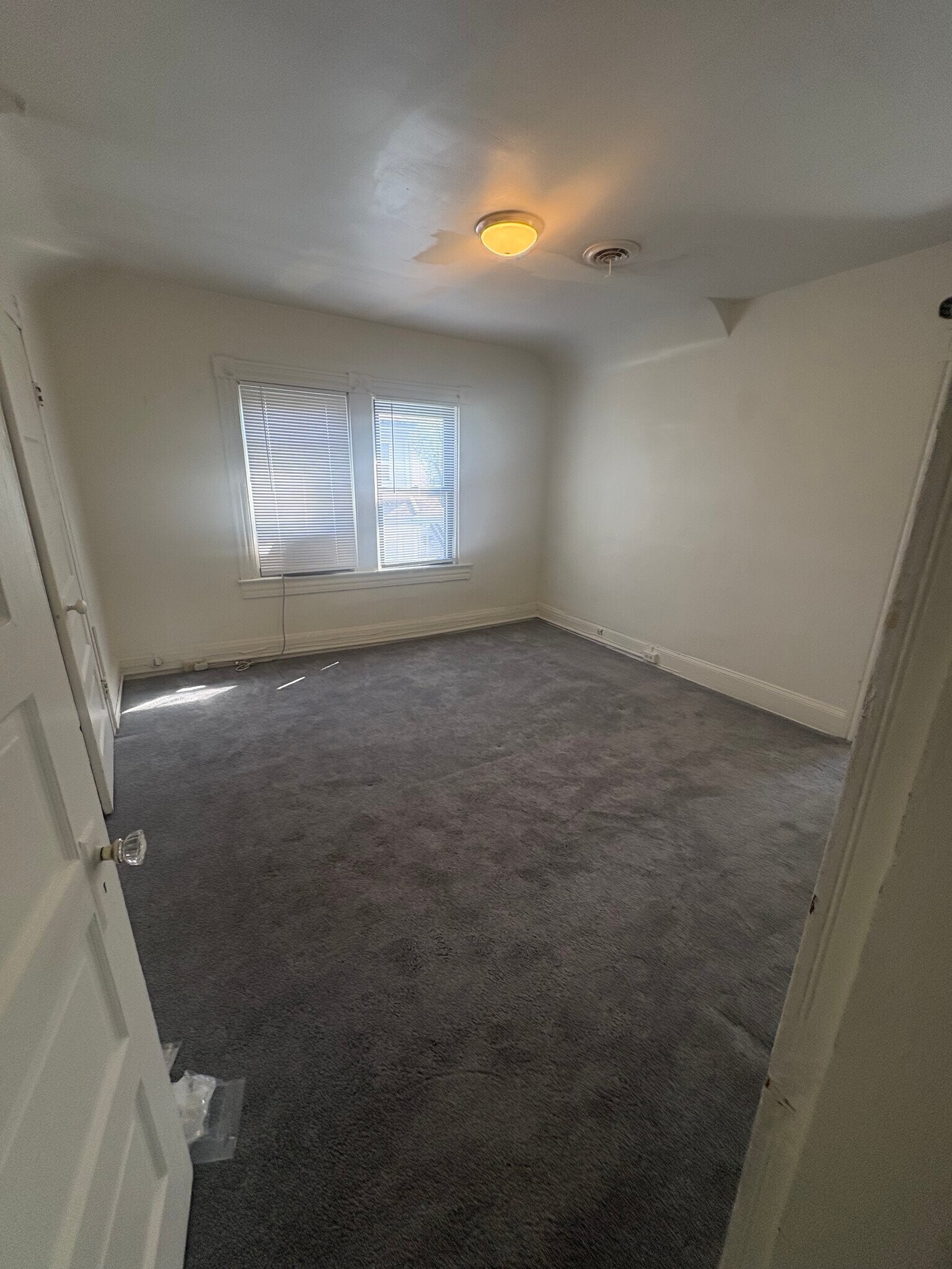 Building Photo - 5117 Gwynn Oak Ave