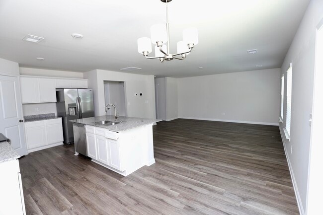 Building Photo - 463 N High Duck Trail