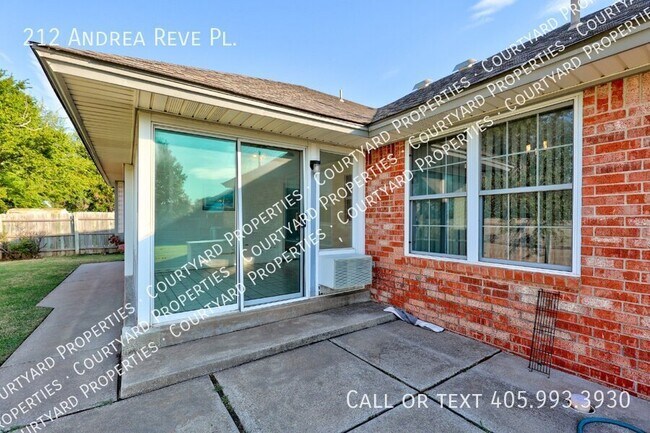 Building Photo - 212 Andrea Reve Pl