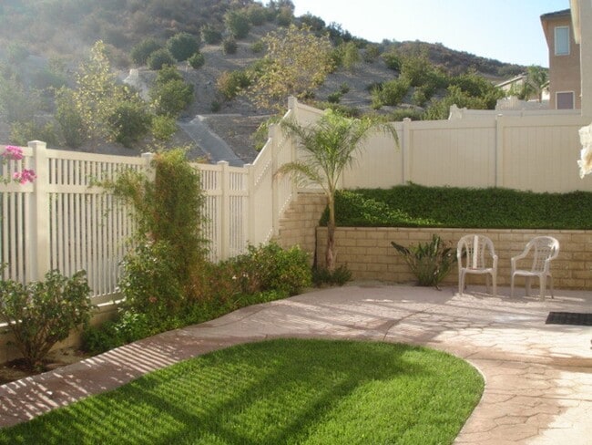 Building Photo - COMING SOON! Beautiful 4-Bedroom Home in the Mint Canyon Community of Canyon Country!