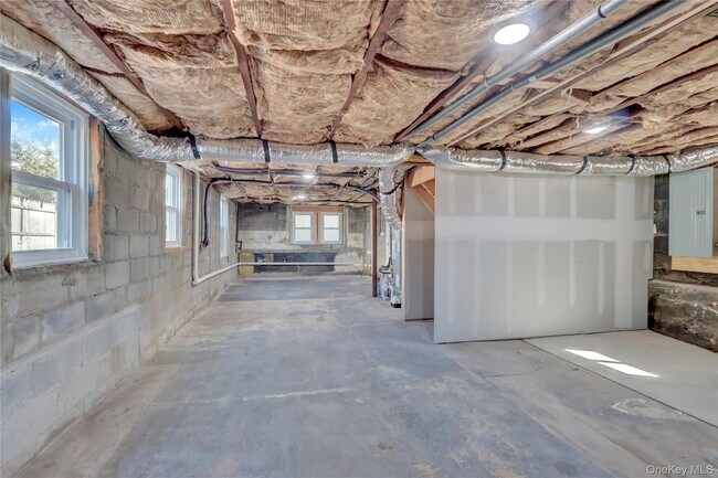 Building Photo - 37 Gould Rd