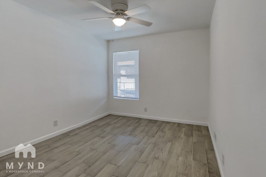 Building Photo - 6657 W Ocotillo Rd