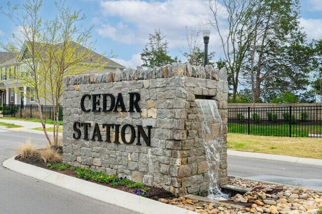 Building Photo - Bright 3-Bed End-Unit Townhome in Cedar Station with Modern Finishes & Private Outdoor Spaces