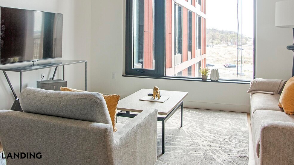 Building Photo - 632 Howard Rd SE