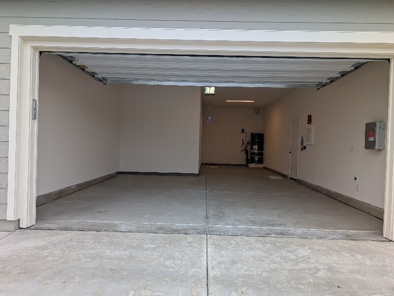 Building Photo - 3990 Bluestem St