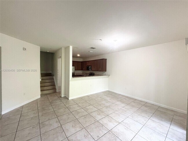 Building Photo - 10620 NW 88th St