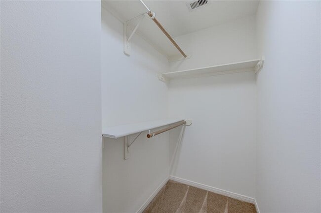 Building Photo - 5806 Cedar Field Way