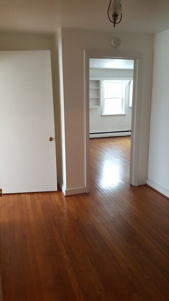 View from the entry point in foyer - 618 Biggs Ave