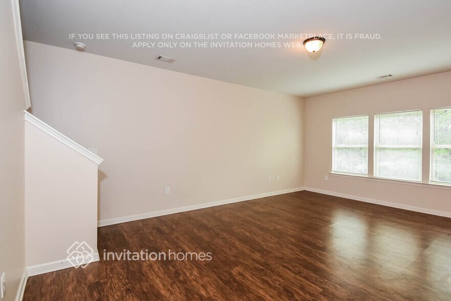 Building Photo - 738 Rockingham Dr