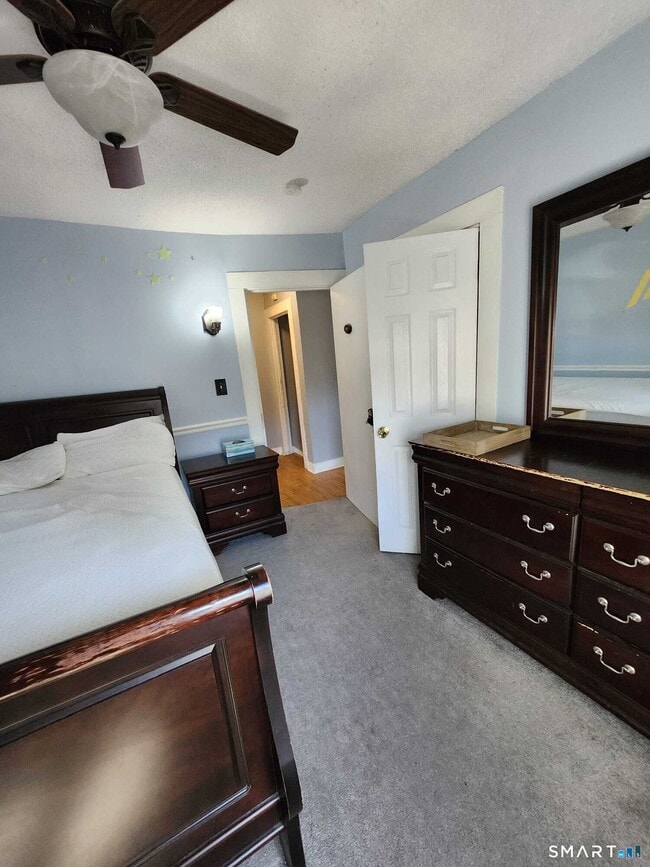 Building Photo - 14 Union St