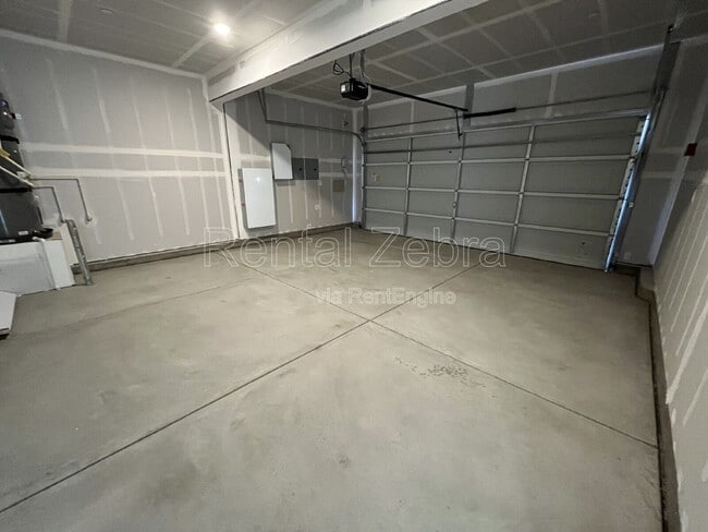 Building Photo - 4614 Jema Wy