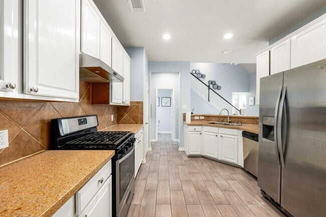 Building Photo - 7559 Autumn Sun Dr