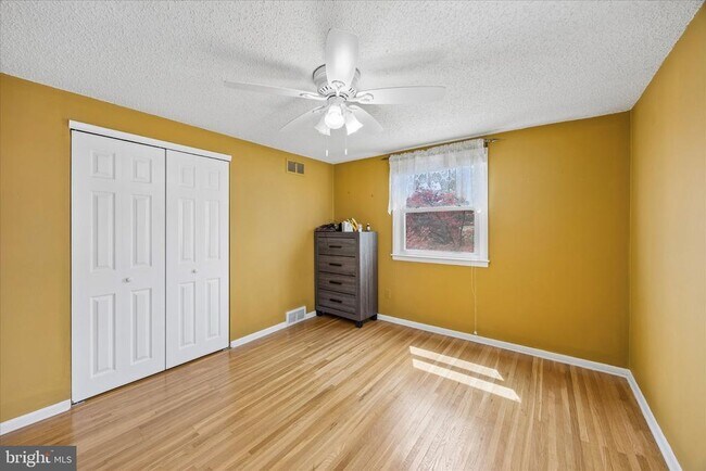 Building Photo - 805 Selma St
